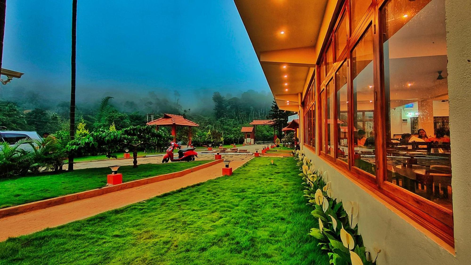 Hill Crest Resort - Coorg Madikeri Exterior foto
